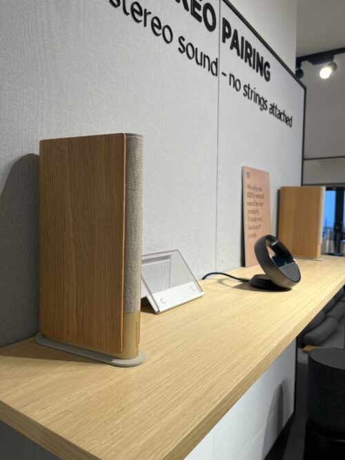 Bang & Olufsen Beosound Emerge - Oak - Ex Display - Compact
